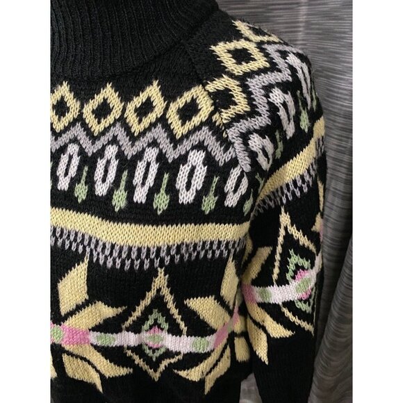 Planet Gold Junior's Sweater Black Size Small S Fair Isle Turtleneck MSRP $34 - Picture 3 of 5